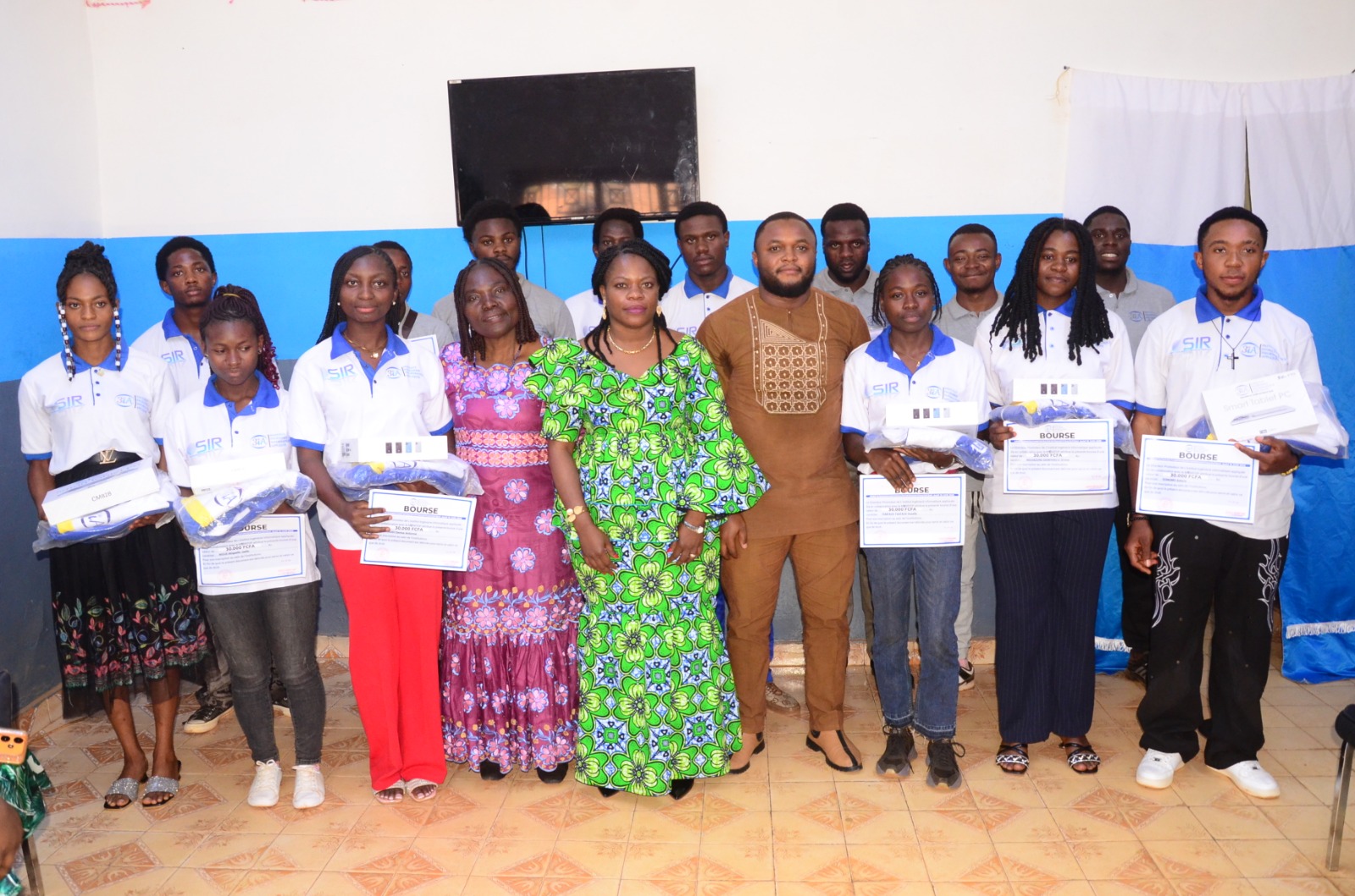 Cérémonie de Remise des Tablettes, Jogging et T-Shirts aux Étudiants de l’Institut 3iA